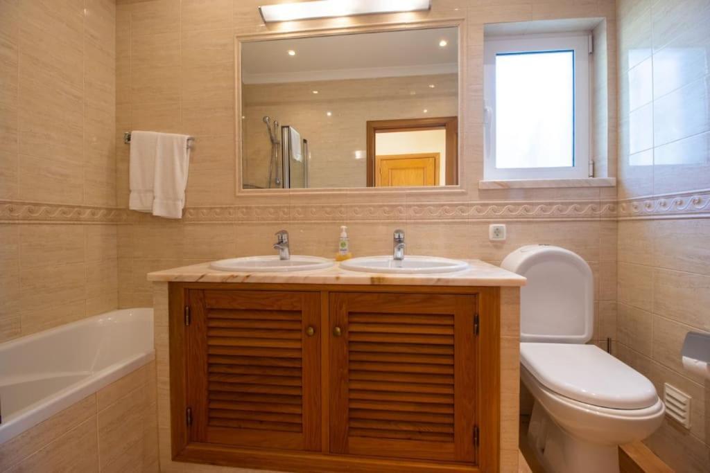 Parque Da Floresta Villa 209 With Pool On Golf Resort 부덴스 외부 사진