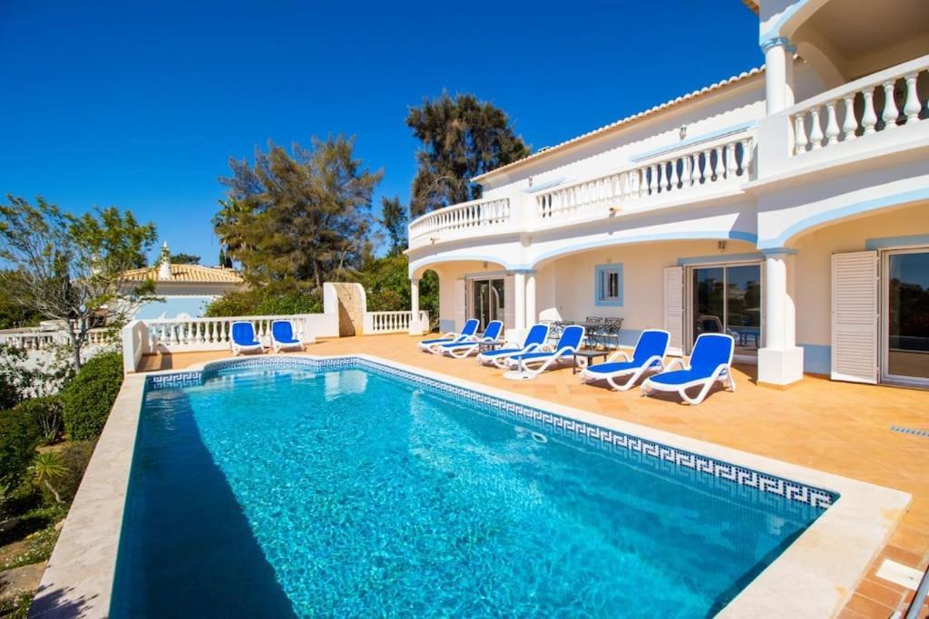 Parque Da Floresta Villa 209 With Pool On Golf Resort 부덴스 외부 사진